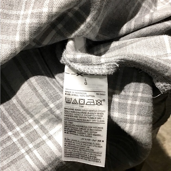 OLD NAVY Grey and White Boyfriend Shirt - Picture 8 of 9